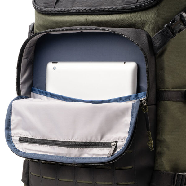 DarkLight™ 20L Backpack, Montane Green - Image 13