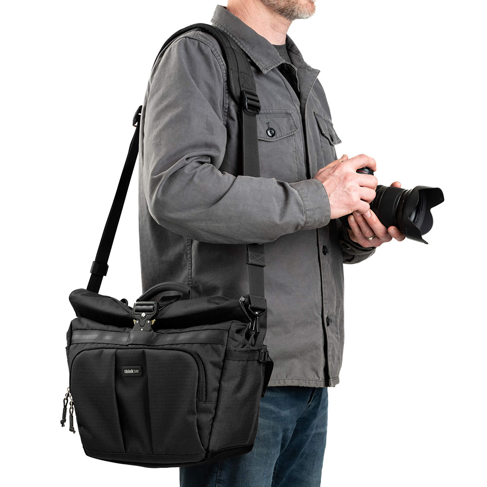 Think Tank FocusPoint Crossbody 13L Asphalt Black
