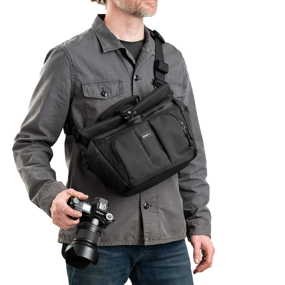 Think Tank FocusPoint Crossbody 8L Asphalt Black